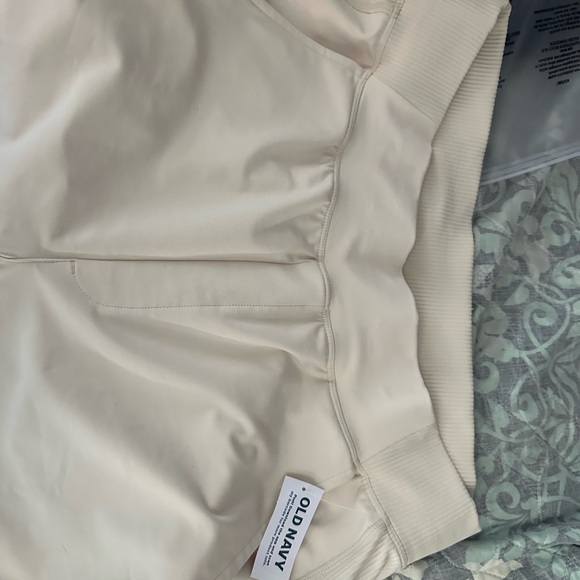 Old Navy Tan Straight-Leg Casual Pants - Picture 2 of 9